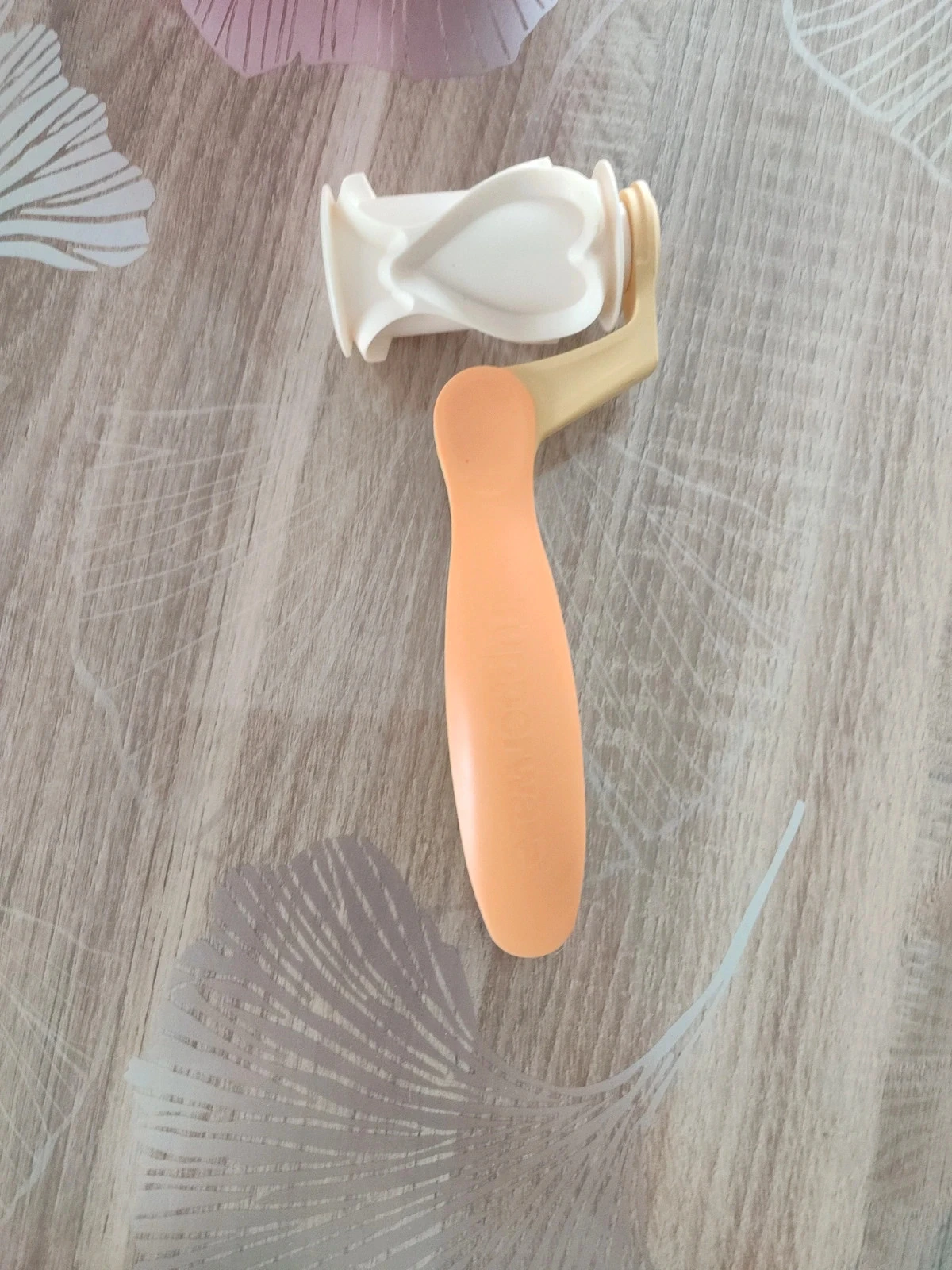 Rouleau a franzir tupperware – photo 4